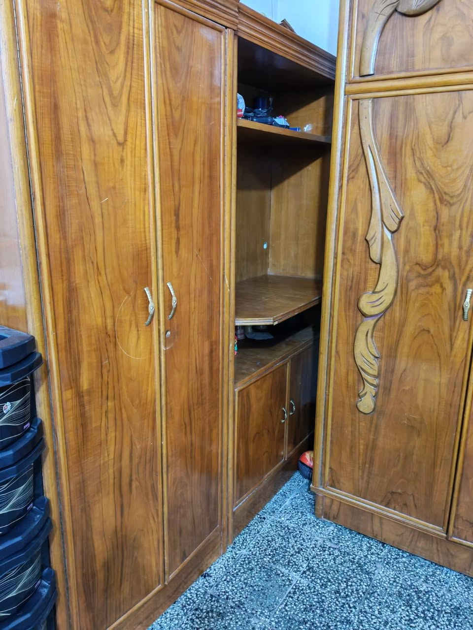غرفة نوم للبيع داخل خارج صاج زاويه كنتوريه مع معرض السعر ١٥٠٠ العنوان حي العامل


**إذا كنت صاحب هذا الإعلان وتريد حذفه لأي سبب، رجاءا أرسل رسالة إلى الدعم الفني**
