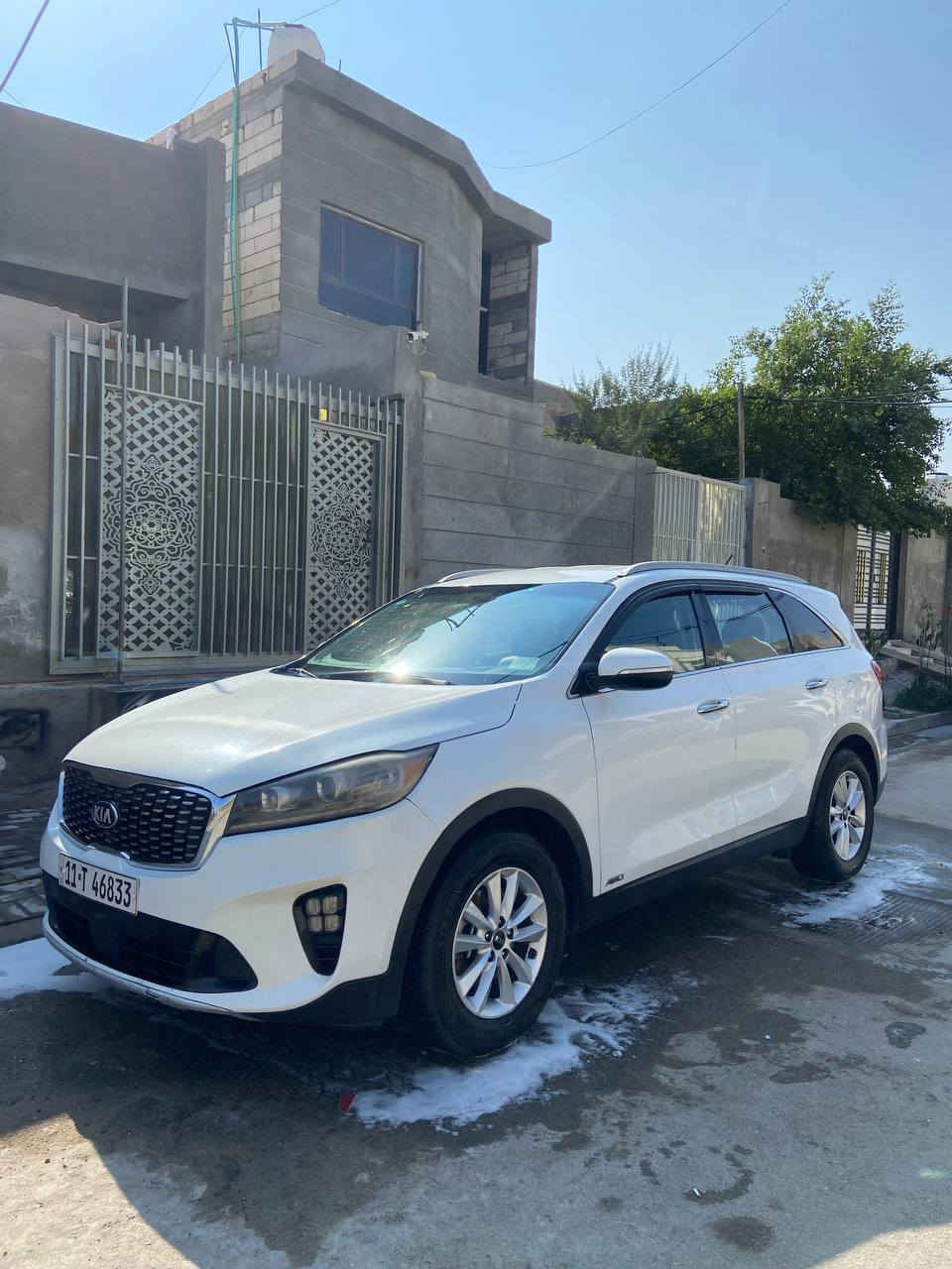 السلام عليكم للبيع كيا سورنتو موديل 2019 رقم بغداد انكليزي باسمي تحويل ثاني يوم محرك 6 سلندر قطعتين تبريد 7راكب دوشمة كشنات وارضية جلد دواخل السيارة اسود السيارة جاهزة من كلشي حدادة طخم تاير محرك كير جديد ماشية 112 ميل وارد امريكي حادث خشم البنيد فقط نفسة مصبوغ صور الحادث بلمنشور مكاني البصرة السعر 230 وبيها مجال للشراي هاتف *********** البصرة, العراق
