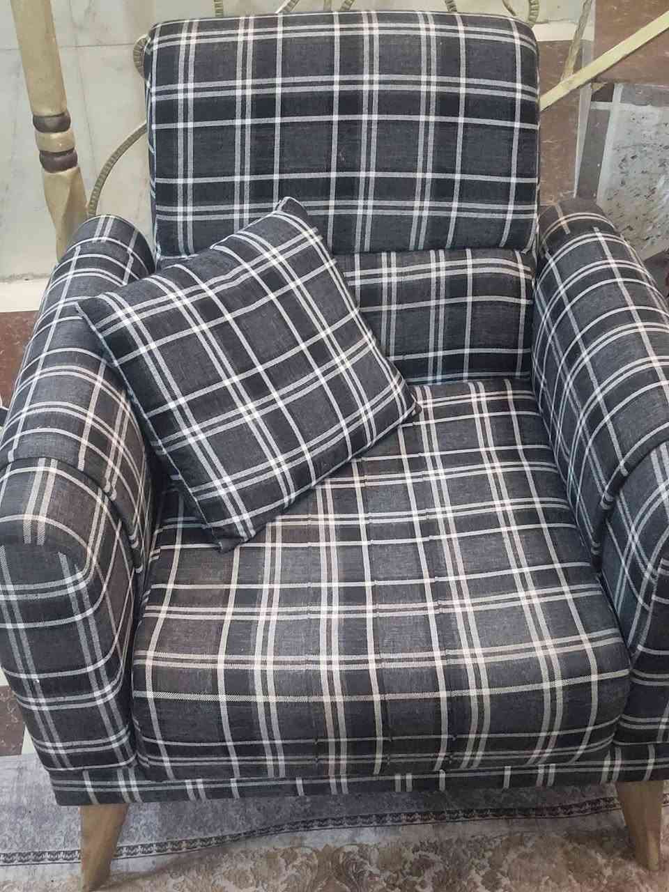 اثاث بيت  للبيع مستعجلين عليه  التواصل  واتساب ***********
