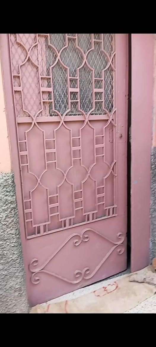 ‎باب للبيع فيه2متر على 85 او لكدر فيه2متر على1متر فى العرض‎ اليوسفية, المغرب


**إذا كنت صاحب هذا الإعلان وتريد حذفه لأي سبب، رجاءا أرسل رسالة إلى الدعم الفني**