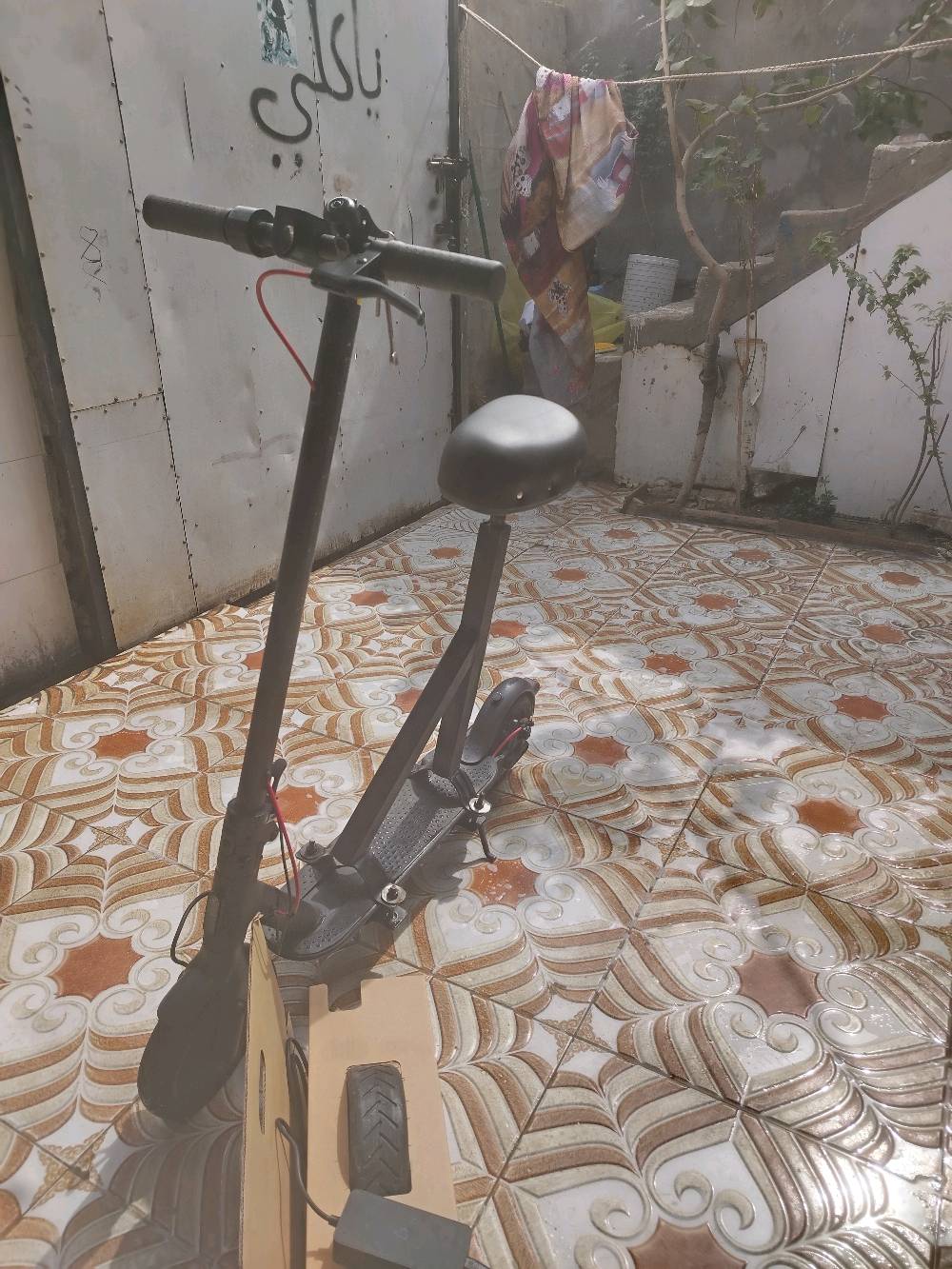 
ما هو الموديل المحدد للسكوتر؟: 
سكوتر-Pro2
ما هي مدة استخدام السكوتر؟: 
سكوتر موديل حديث سكوتر حلو جميل ضايف له كشن تفصال ابو حديد مربوط بالسكوتر سرعته 25 كيلو متر في الساعه مشي 30 كيلو 
هل يوجد ضمان على السكوتر؟: 
لا
في أي مدينة يتوفر السكوتر؟: 
البصره الحيوانيه شارع الطاقه 
هل تفضل التعامل مع المشتري بشكل مباشر أو عبر التوصيل؟: 
بشكل مباشر 