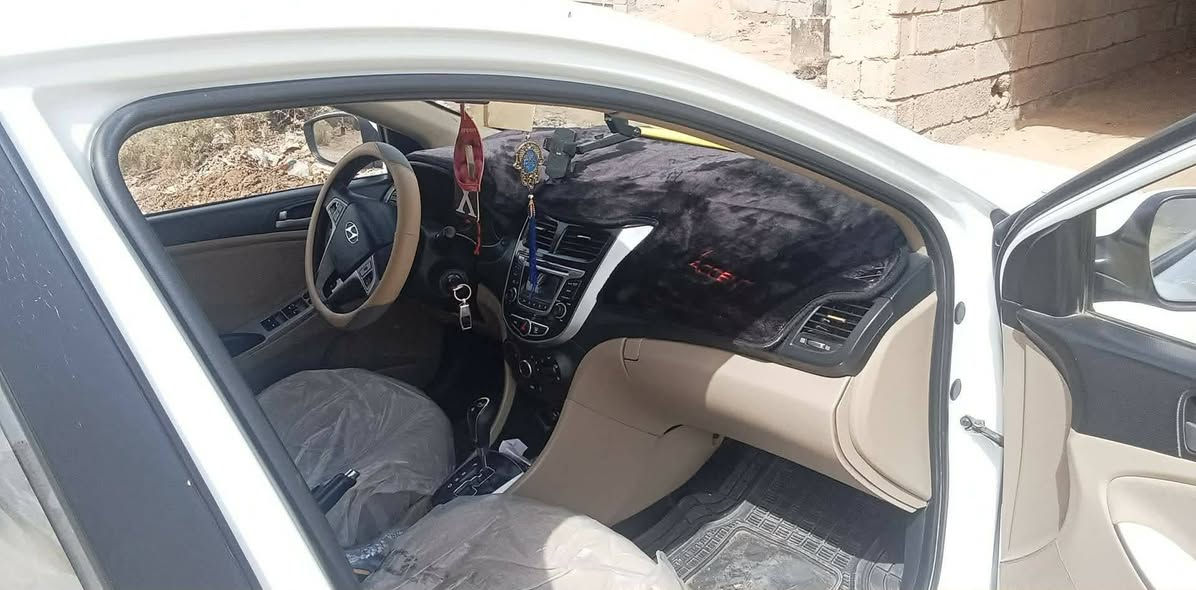 🚗 للبيع  اكسنت 2017
محرك 1400
محرك وكير مكفول
حدادية جديدة 
تخم تاير نظيف
السيارة بشكل عام نظيفة ومرتبة
السونار مرفق بالصور 
للاستفسار الاتصال برقم صاحب السياره (***********)
