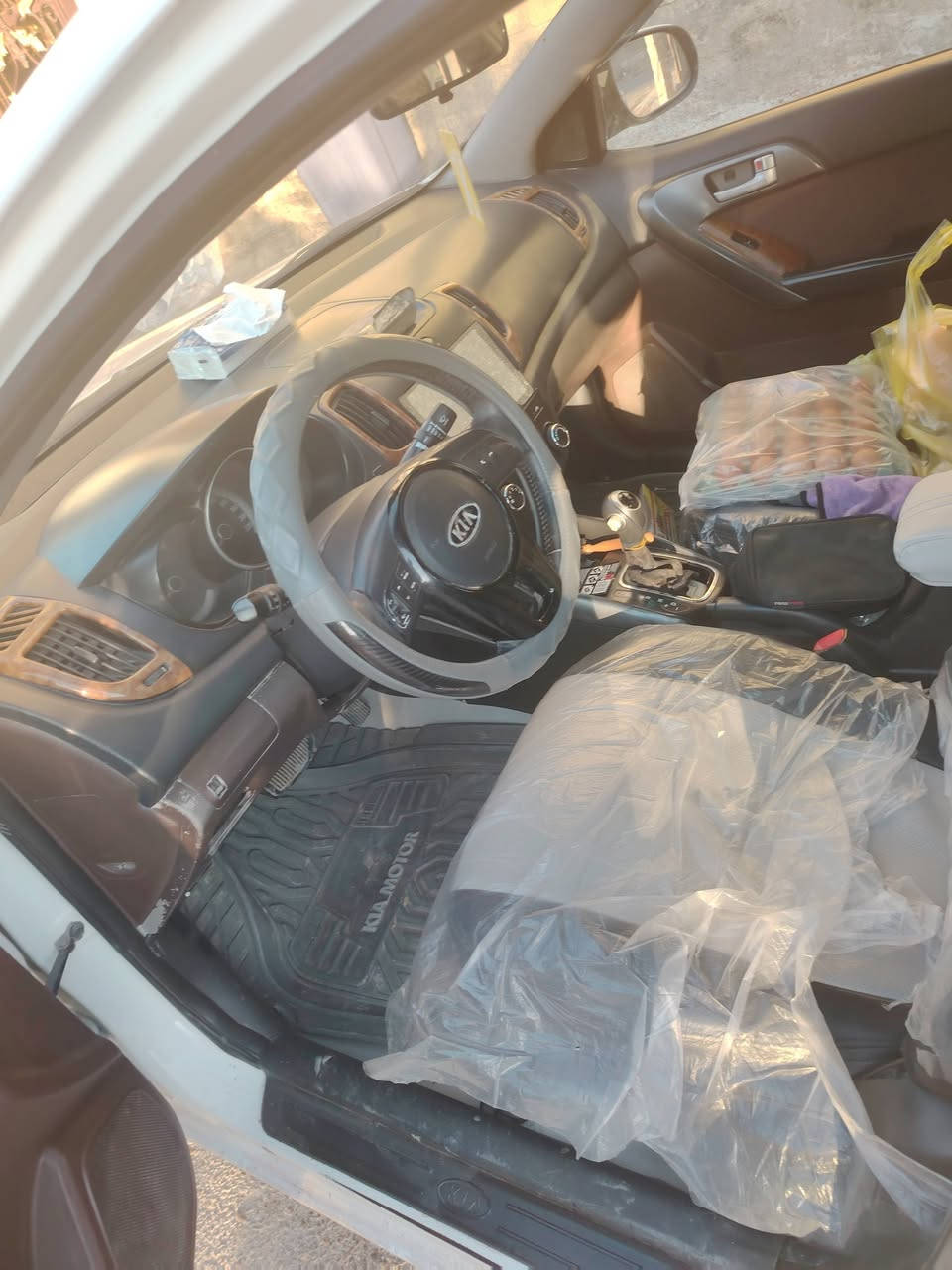 السلام عليكم
كيا سيراتو موديل ٢٠١١ مصبوغة عام بدون داخل
للاستفسار الاتصال ***********
السعر ٨٠
