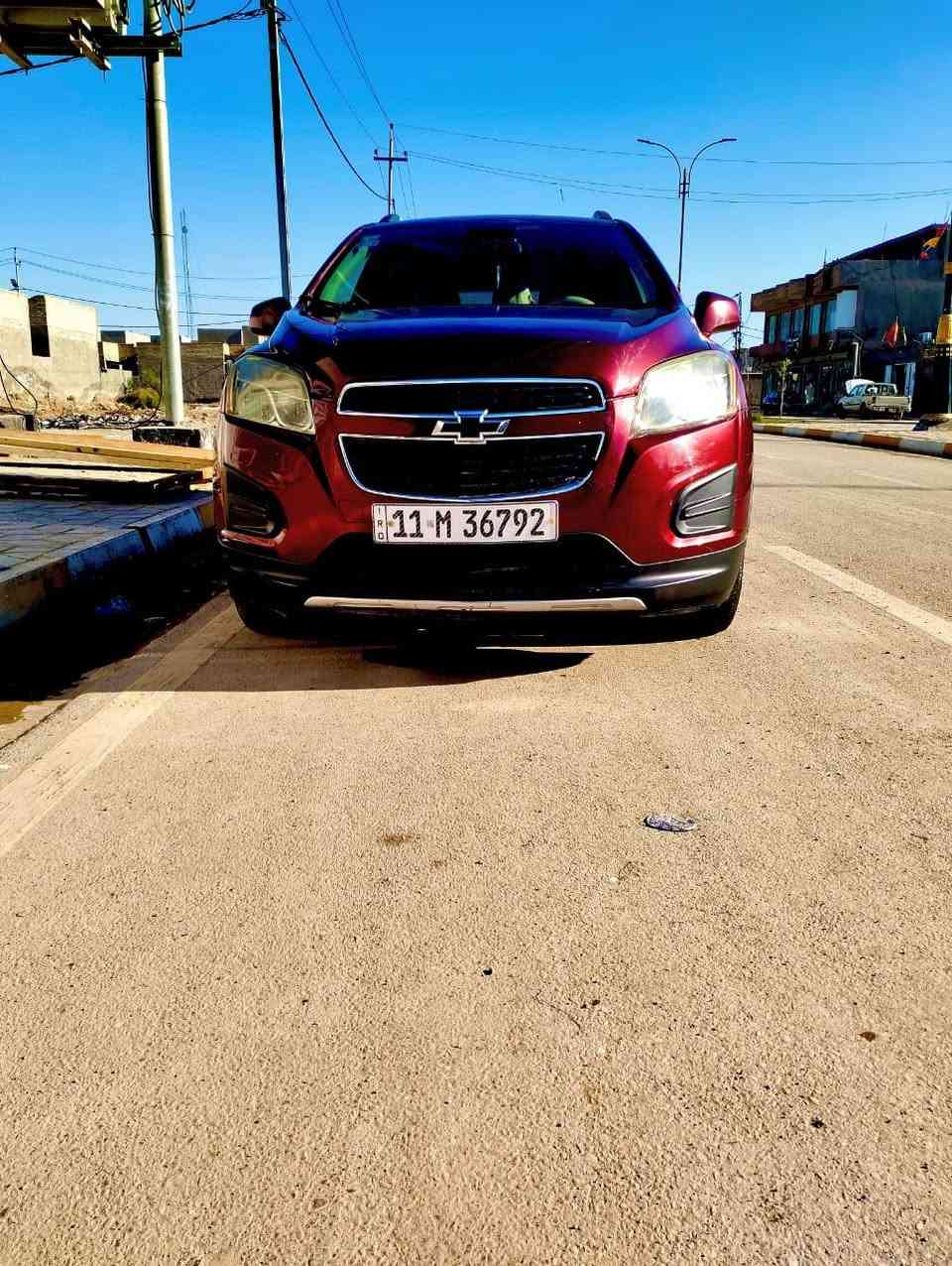 سلام عليكم سياره شوفر ليت تراكس ٢٠١٤
تلث قطع صبغ بيه السعر ٨٥وبيه مجال ***********
