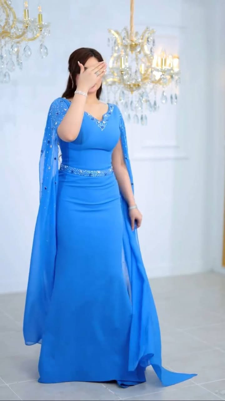 توصيل سريع جدا لجميع محافظات العراق
للحجز مراسلة الصفحه او واتساب***********
فساتين درجه اولى قياسات خاصه
تصويرنا تصميمنا وانتاجنا
