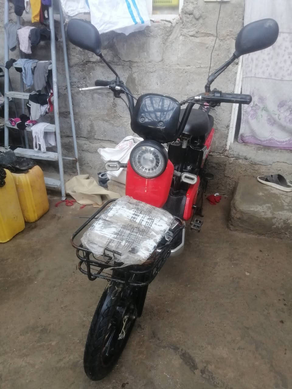 للبيع السعر ١٥٠


**إذا كنت صاحب هذا الإعلان وتريد حذفه لأي سبب، رجاءا أرسل رسالة إلى الدعم الفني**