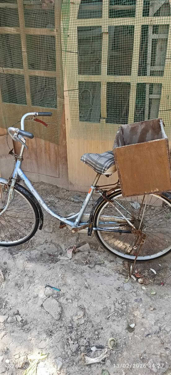 سلام عليكم متاح باسكل حجم 26 و زوج تايرات مامستخدم مال امزون  العنوان بابل شارع 60


**إذا كنت صاحب هذا الإعلان وتريد حذفه لأي سبب، رجاءا أرسل رسالة إلى الدعم الفني**