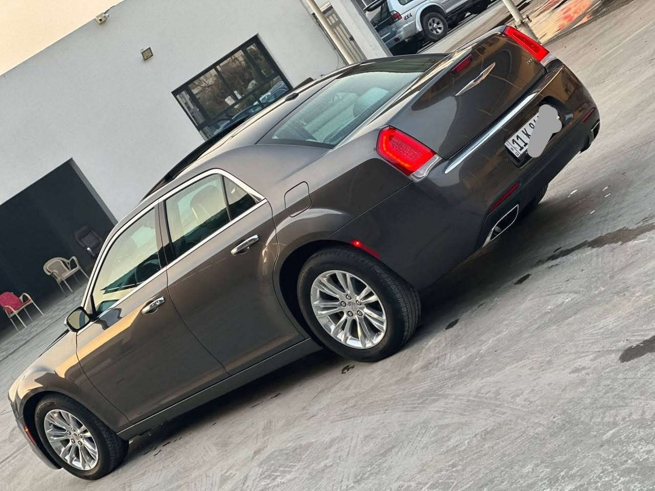 اوباما 23 خليجية وكالة الكويت بدون حادث بدون صبغ بيهة بارد قليل صور البارد قبل التعديل موجودة مواصفات c السيارة رقم بغداد ماشية 46000 كيلو متر السعر 31000$ مكان السيارة البلديات للاستفسار الاتصال على ***********
