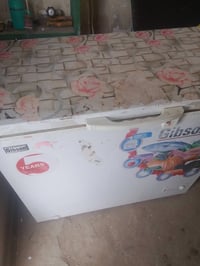 مجمّدة ماتور شغال • بردات ٢ • مفرش رصاصي