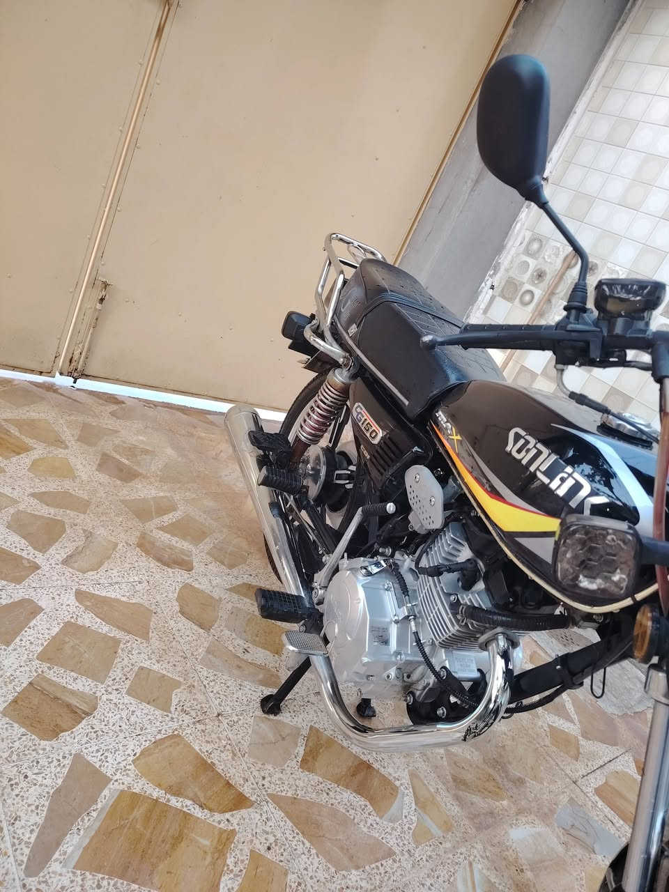 سيفان سونك وضع شركه موديل 24
 #تراي وين من تريد السعر 700 وبي مجال شي قليل 
تواصل 
***********
الموشراي لايخابر
