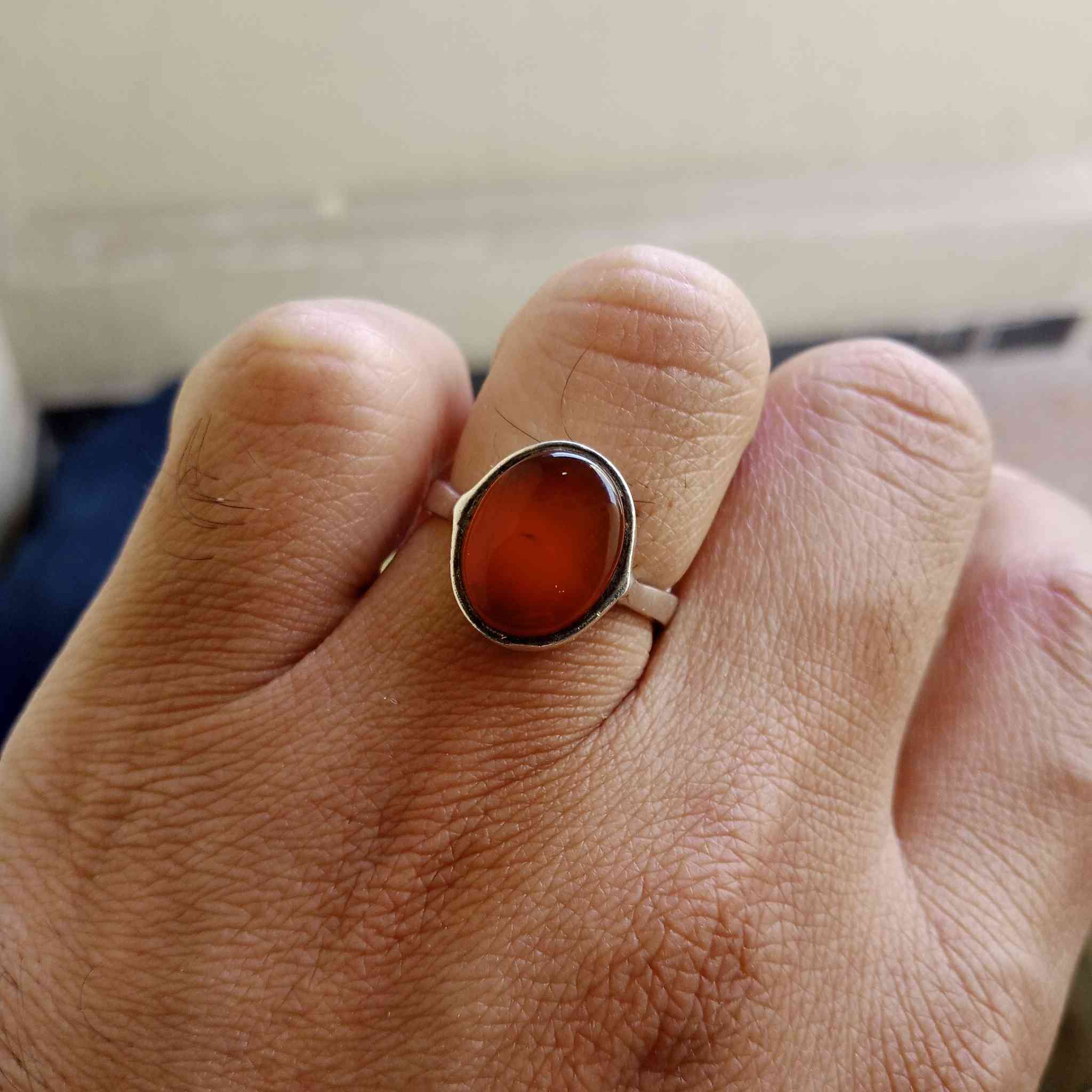 يماني احمر ياقوتي حر طبيعي
مقاس الفضه 20 / 21 /

*********** واتساب /
