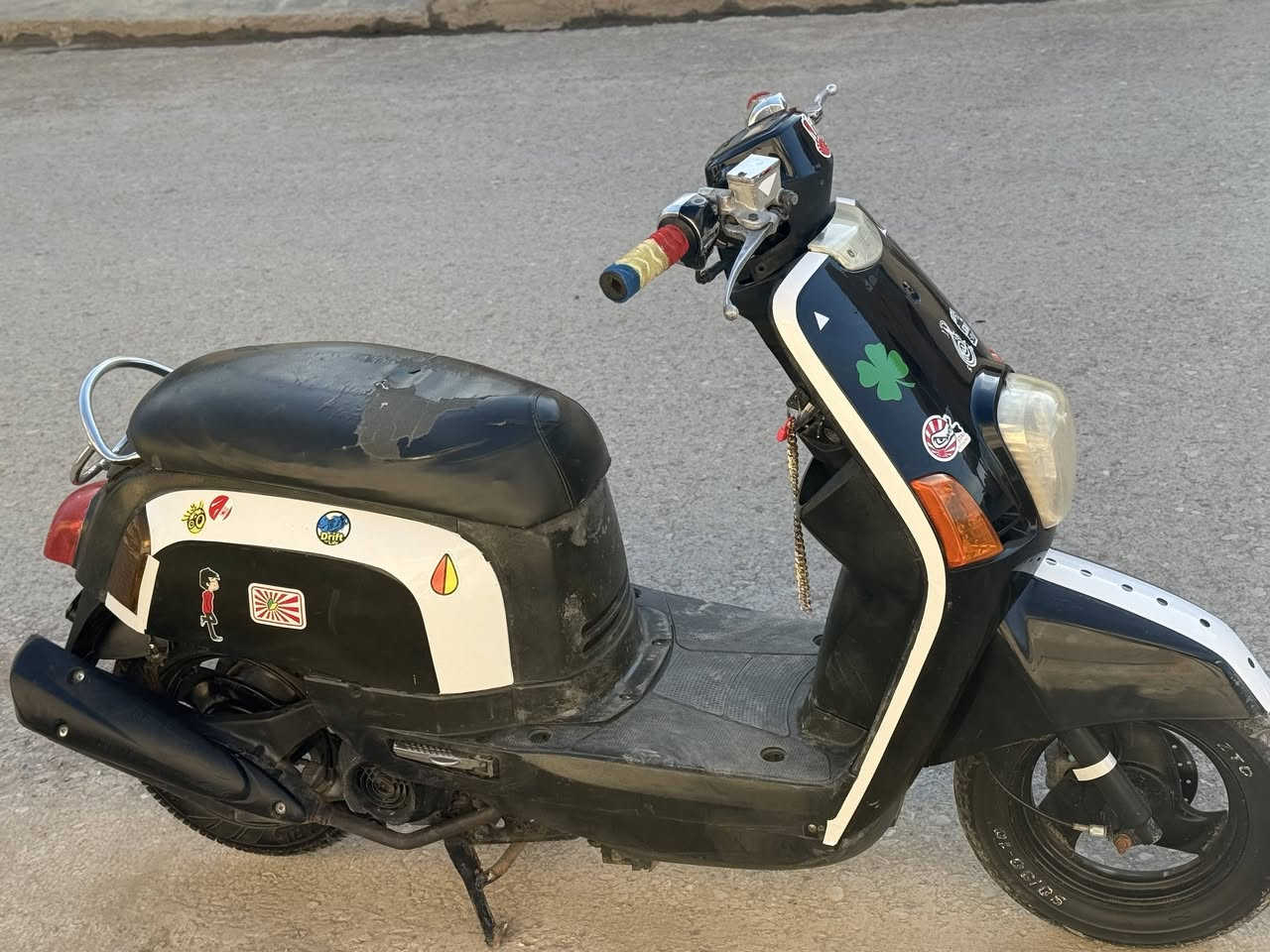 السلام عليكم دراجه ماكس بوليس نوزل كامله كهربايات كله شغال نكره اشاير كلوبات كله كامل دشبول شغال السعر 500 وبيها مجال حك الجيه المكان الخالص هبهب ***********
