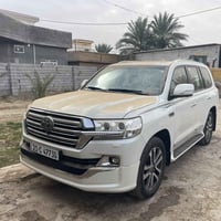 لاندكروز 18كفاله من جميع النواحي جيهان كشن كهرباء كشن جلد زراك لايت شا...