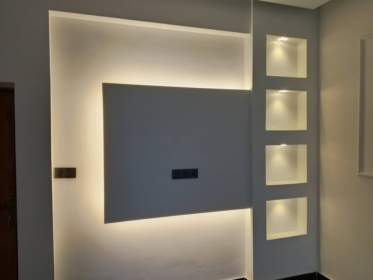 سلام عليكم جزءمن عمالنا نشالله ينال عجابكم ستفسار خاص او م***********
