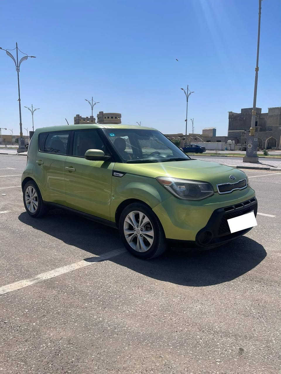كيا صول ٢٠١٥  امريكي
حادثه بيبان الايسر فقط 
مكينه ٢٠٠٠ دوش 
كير مكينه حداديه تبريد جاهزات 
رقم كربلاء مشروع وطني 
باقي تفاصيل 
***********
