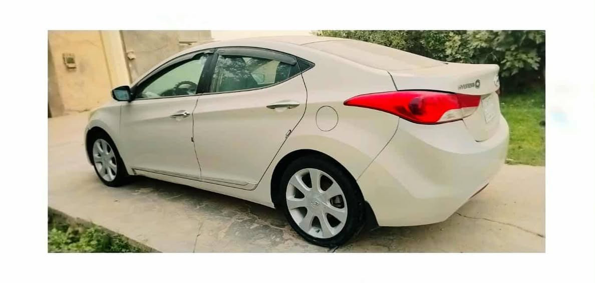 سلام عليكم النترا 2013 خليجي مكفوله عده بارد قليل ب قبق جنطه / رقم نجف بسمي تحويل مباشر / تبريد ثلج / ويل رياضي / مكان بابل ورديه / رقم *********** / مكلف بلنشر
