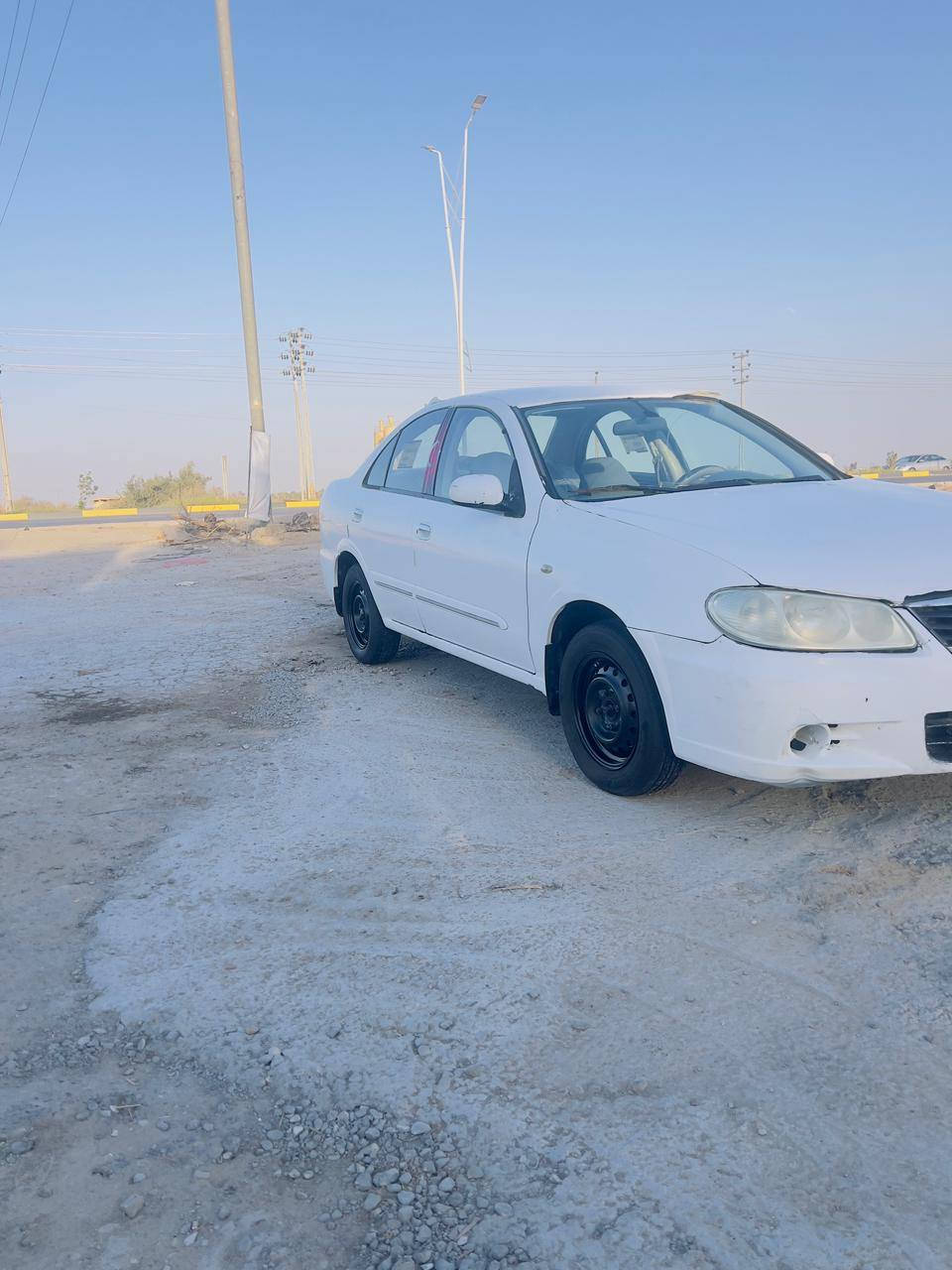 نيسان صني موديل ١٠ سياره نضيفه جدا مكينه كير حداديه تخم تاير تبريد كهربائيات استفسار اتصل ***********سعرمناسب
