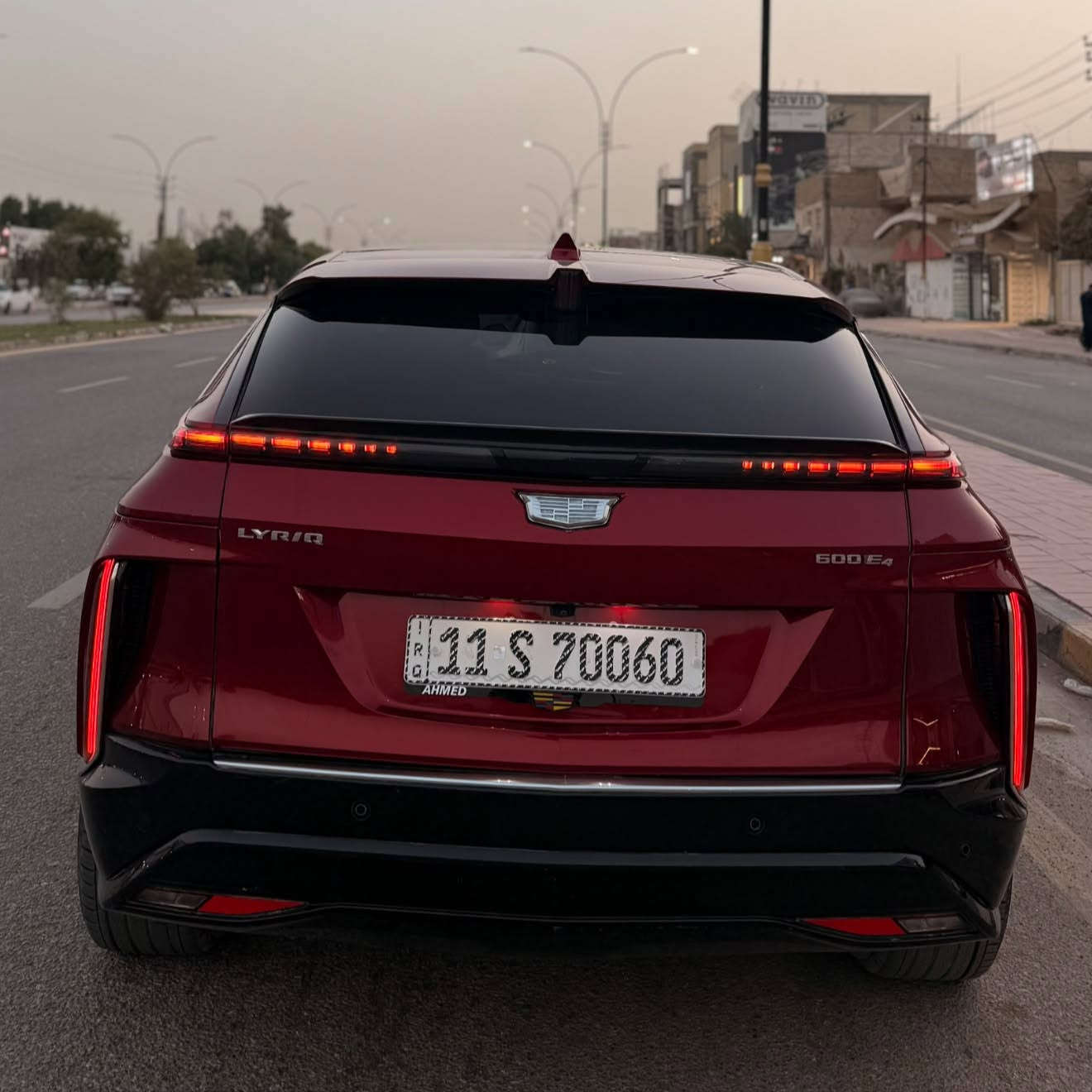 للبيع او المراوس كاديلاك 2024 (Cadillac LYRIQ Sport  AWD) — سيارة كهربائية فاخرة بالكامل بحالة ممتازة ومواصفات عالية جدًا اعلى فئه كفاله بدون صبغ بدون تبديل ماشيه 7 الف 
سعر السياره بالوكاله 68 الف
اني عارضها 30 الف
*********** للتواصل واتساب

