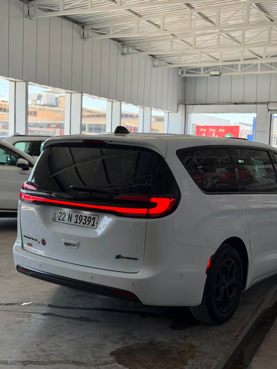 للبيع باسفيكا 2023 هايبرد لمتدد s 
السياره مكفوله كير مكينه 
حادث السياره فقط بنيد مصبوغ 
عداد السياره 51.000 الف 
السياره فول مواصفات للاخير شاشات كامره داخليه بانوراما حساسات كامرات 360 درجه رادار اضويه ترحيبيه من تتقرب يم السياره  بعني السياره شنو ببالك مواصفات بيها 
سعر السيارة 278$
رقم اربيل 
مكان السياره البياع 
للتواصل واتس او اتصال 
***********
***********
