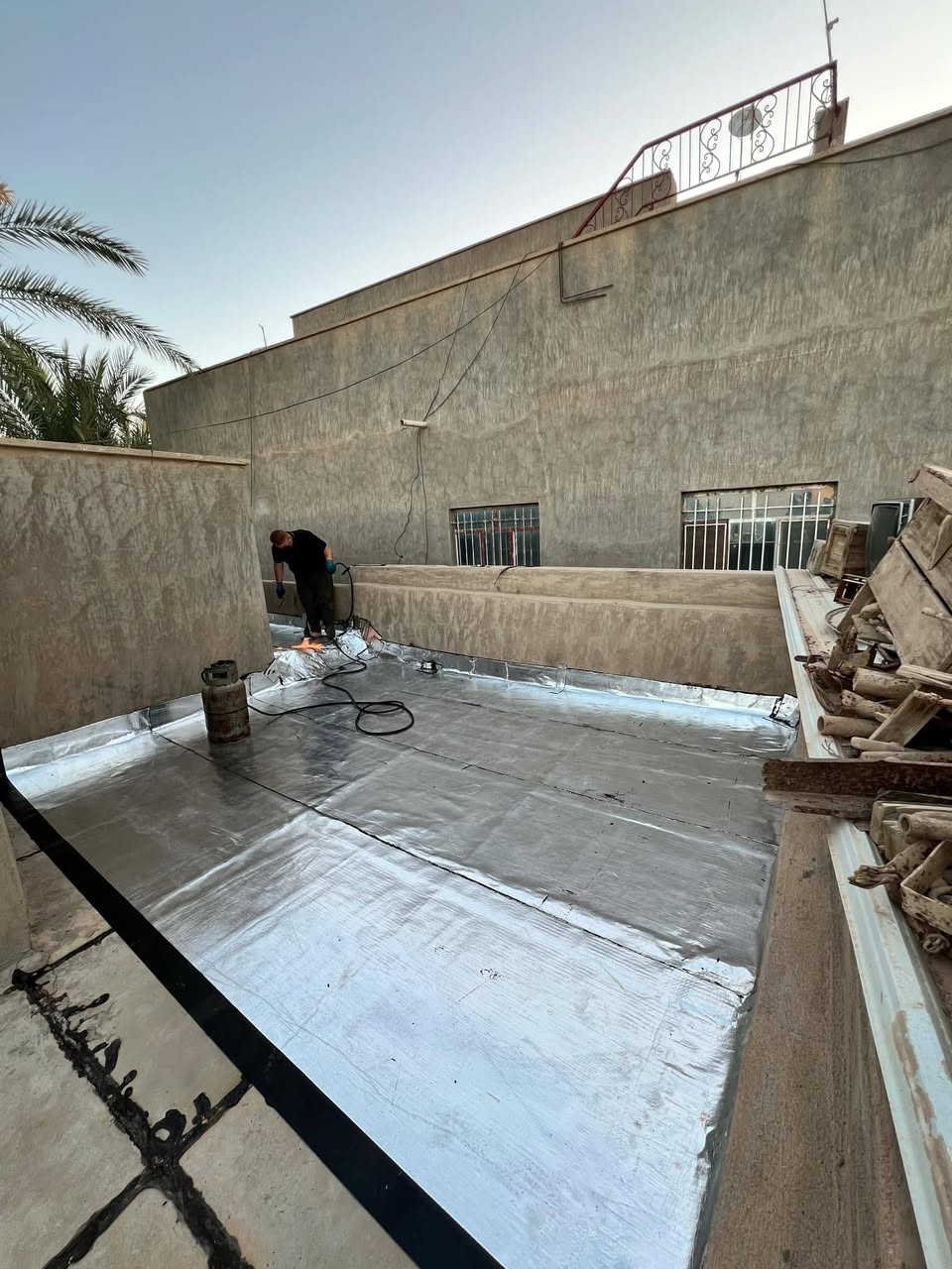 بسم الله الرحمن الرحيم 
احمي سطح بيتك من الرطوبة والامطار بأستخدامك مادة 💧💧💧☁☁☔☔☔الايزوكام المانع للرطوبة والعاكس للحرارة 🌞🌞🌞🌞 والخفيف الوزن على السطح بأدراة وليد أبو زينب  *********** /***********
مواد درجه اولى مع كرت ضمان عشر سنوات
