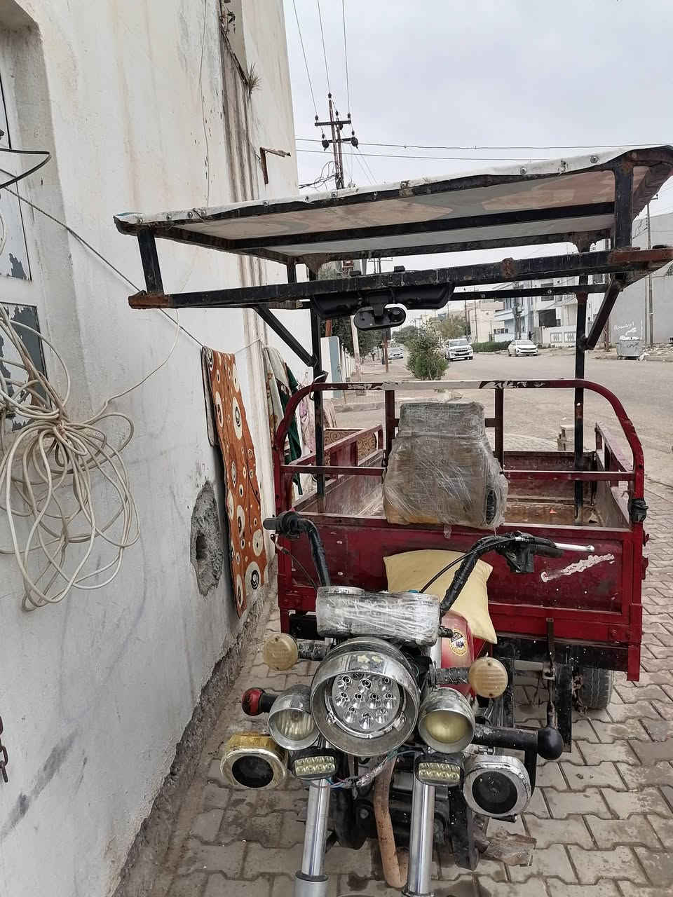 ستوته موديل 14 كلها بالشرط محرك َموديل 22  ركبه شاصي شرط كهربائيات فول السعر 700 بيه مجال بصيط
***********
