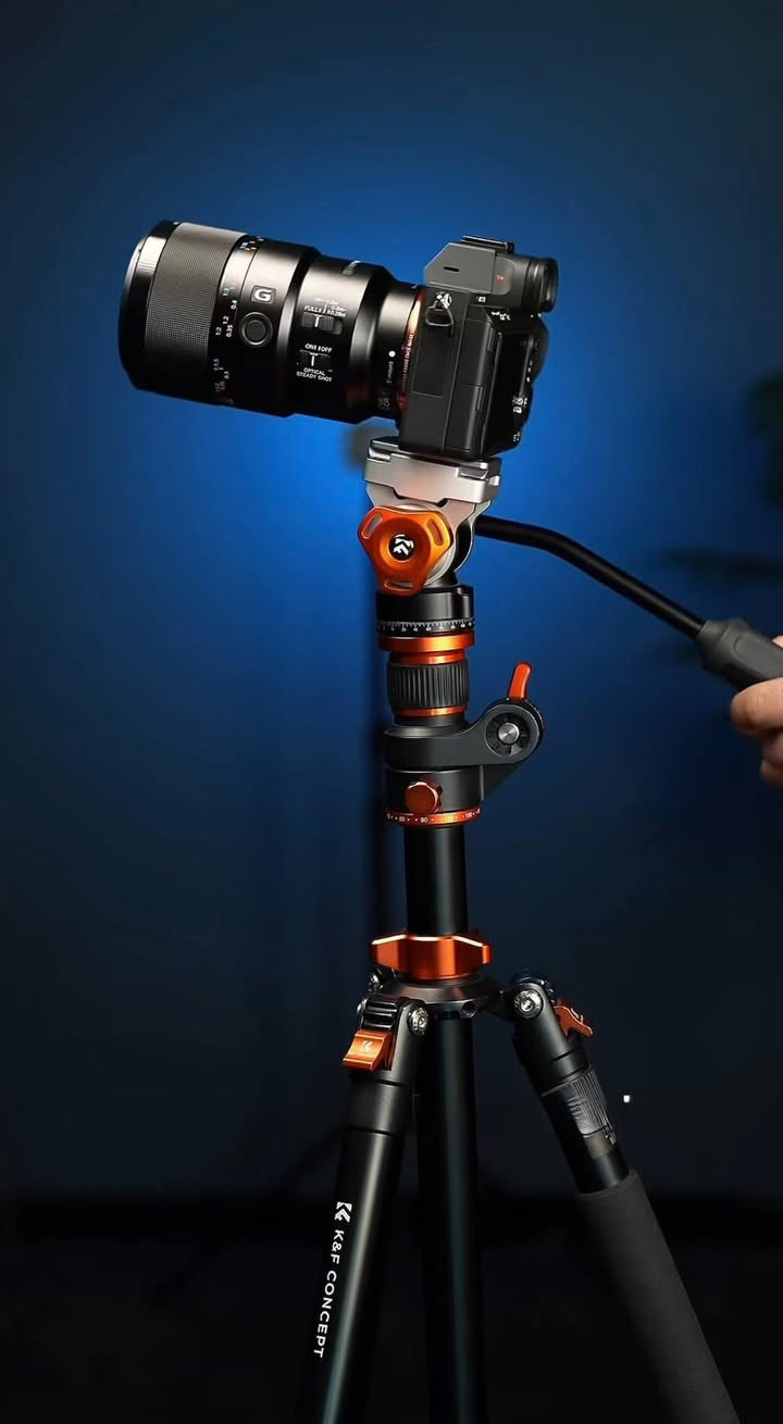 ستاند هايدروليك + گبان مع جنطة فقط خلونه سعركم وبلعافيه ***********. لمعلومه يرهم تليفون وكامرة وداته شو
