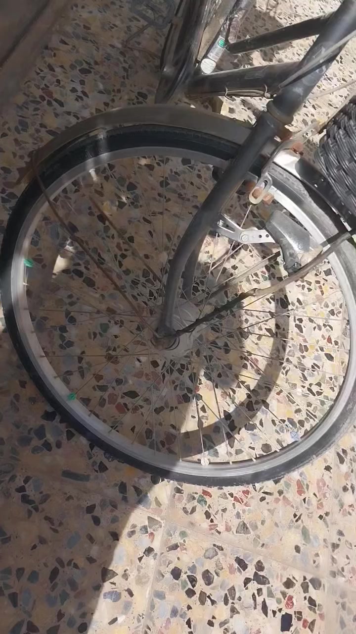 سلام عليكم عندي بايسكل حجم 26نضيف بس بايدرة بي ثكل سعر 75


**إذا كنت صاحب هذا الإعلان وتريد حذفه لأي سبب، رجاءا أرسل رسالة إلى الدعم الفني**