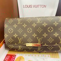 لويس فيتون • جديد • جلد طبيعي