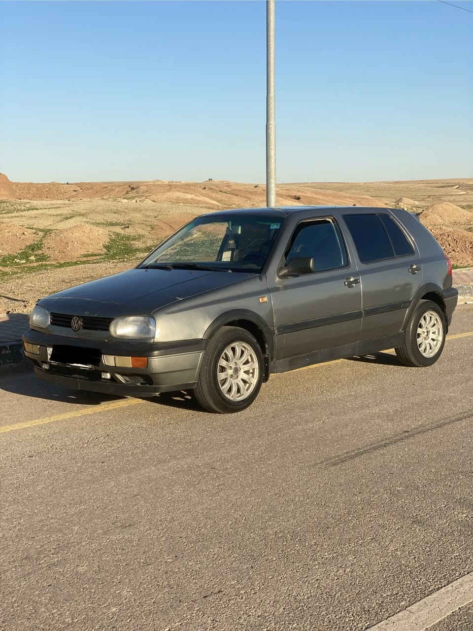 السلام عليكم.                                                                 كولف م1993 
كير عادي 
محرك 0.8
تبريد 
بور ستيرن 
مصبوغه جماليه فقط 
كوبون بانزين 
مكانها موصل ايسر 
باقي التفاصيل ***********
