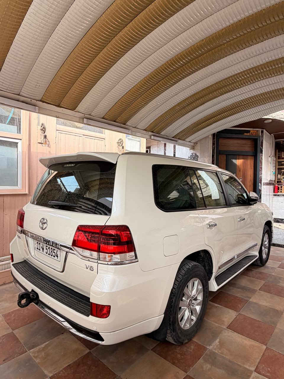 السلام عليكم لاندكروز 2017 للبيع
سياره بريم اصل
ماشيه 142 km
شحن لاسلكي معروفه مواصفات لاندكروز
رقم بغداد بسمي تحويل مباشر
السونار مرفق مع الصور
السياره جديده بمعنى الكلمة بلنسبه لموديلها
للاستفسار ***********
