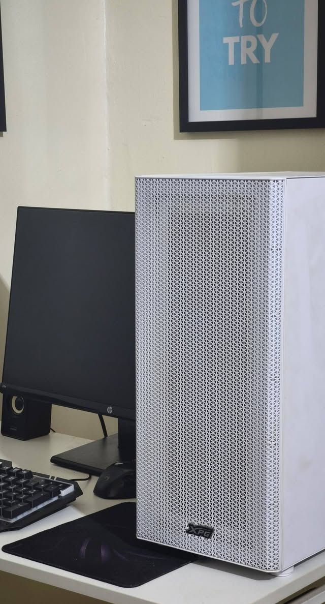 Pc  مع كامل الملحقات 

كارت شاشة نيفيديا 3050 8gb 
المعالج core i5 9th generation 
الرامات 16 gb 
الهاردات  
1_ m2. 128gb 
2_ ssd 512 
3_ 1t للتخزين
شاشة hp ips 24
Ups 1200 / يو بي اس 
سماعات + موس + كيبورد 
ميز ابيض صغير 

الشراي يتفضل خاص


**إذا كنت صاحب هذا الإعلان وتريد حذفه لأي سبب، رجاءا أرسل رسالة إلى الدعم الفني**