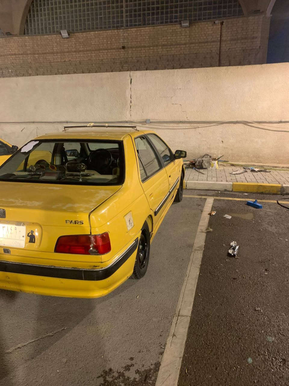 بيجو بارص موديل 20015
كير مكينه  خير من الله تبريد يرادله شحن غاز 
بنيد مبدل بدون طاير يعني بدون ضربه 
وجاملق مرشوش بدون ضربه بس جراد ورشيته 
مكان السياره بغداد الكاضكيه الطي 
السعر 33 ,رغم الهاتف***********
