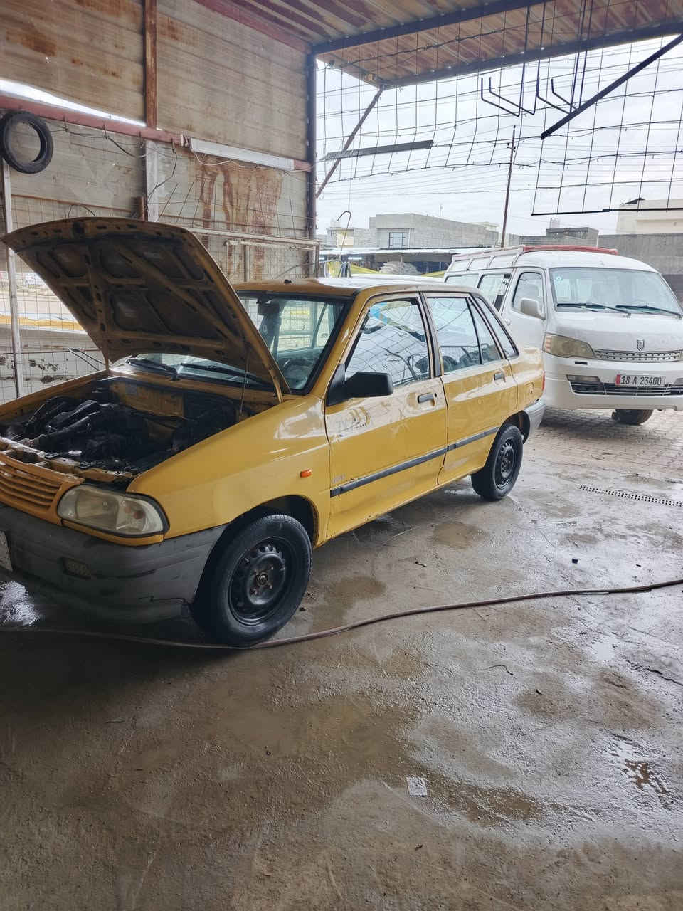 السلام عليكم سايبه 2011 جير ومحرك جدد سياره خير من الله صدر جديد رقم الماني بغداد راعيها ما ندله مستمسكاته عندي العنوان بغداد المدائن سلمان باك سعر 11 رقم الهاتف***********
