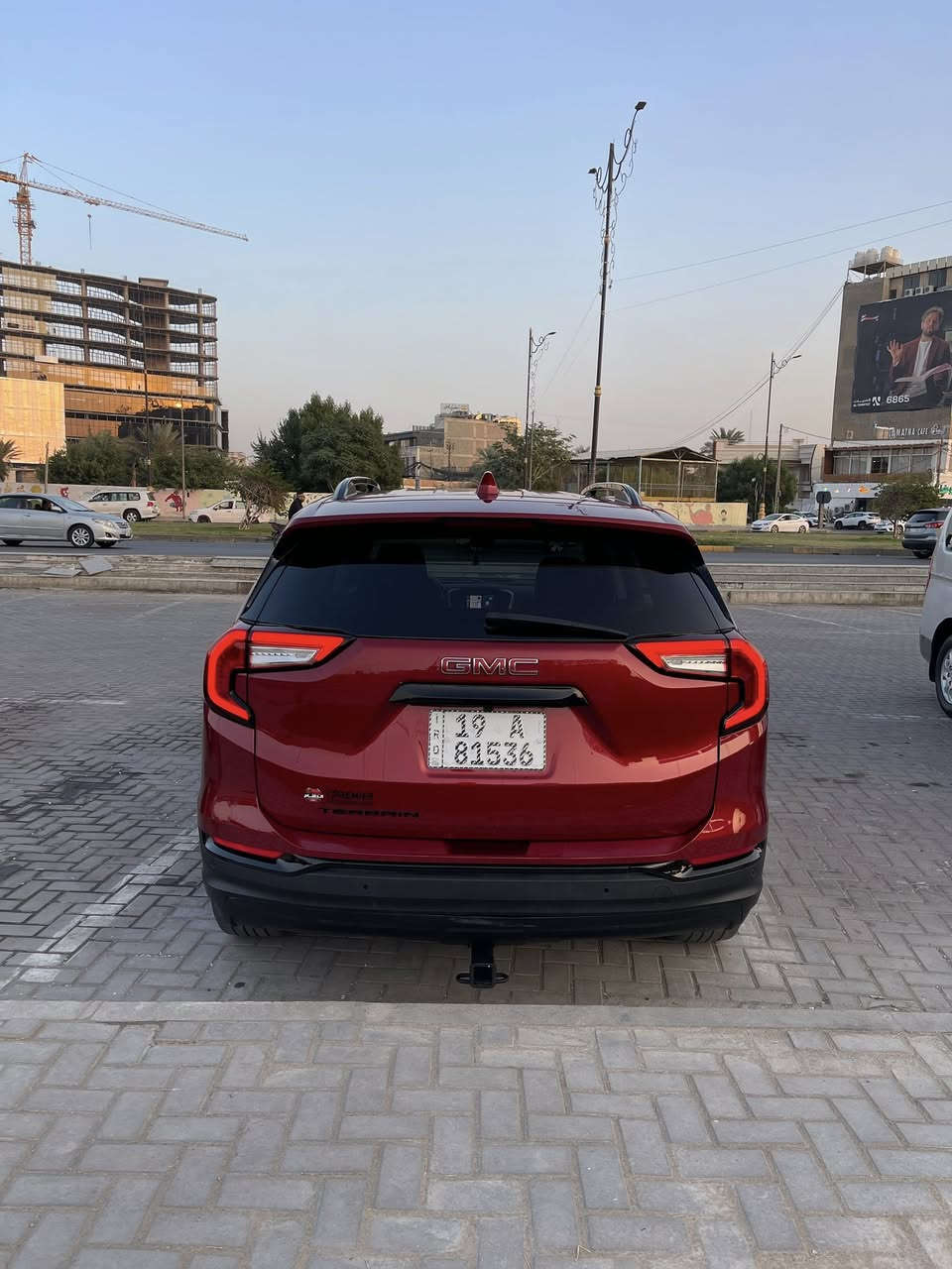 GMC TERRAIN Black TOP 2022
جي ام سي تيران بلاك توب 2022 لون احمر 
فول موصفات ماعدا الفتحة  
 كلين بدون حادث
مرقمة وجاهزة باسمي 

رادار جانبي رادار امامي 
تحديد مسار سياقة ذاتية
حساسات امامي خلفي 
محرك 15 توربو 
4ابواب بصمه 
تشغيل عن بعد 
سستم صوت bose 
كشنات تدفئة
كشن هزاز 
تبريد قطعتين  
كاميره دواره   
شاصي بشرط 
فقط ايرباك ستيرن
السعر 198 

للاستفسار اكثر ***********
