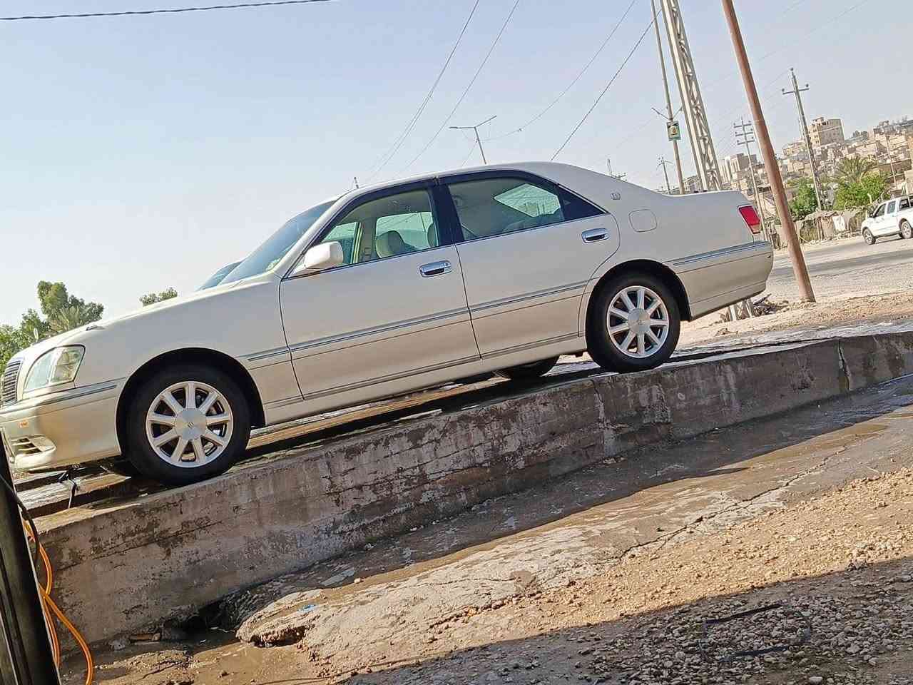 إلسلام عليكم... ملكه للبيع.. خضراويه اللون.. محرك ديفوار الكبير.. ٣دكم.تبريد جديد.. تخم تاير. حدايدية جديده . كرستال.. موديل ٢٠٠٢..... ***********
