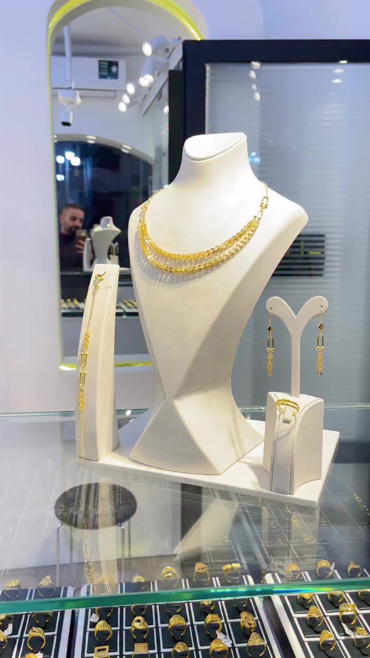 عيدكم مبارك وكل عام وأنتم بألف خير أعاده الله عليكم بالخير واليُمن والبركات 🌙


**إذا كنت صاحب هذا الإعلان وتريد حذفه لأي سبب، رجاءا أرسل رسالة إلى الدعم الفني**