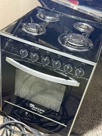 اغراض مستعمله ونظيفه للبيع مجمده ١٨٠ ثلاجه ١٨٠ طباخ ١٧٥ كاونتر ٦٥ صوبه...