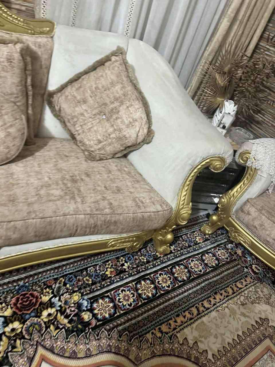 سعره مليون نضافته مثل مواضح بالصور وبالحقيقه احلى
مكانه الغدير وسعره شوي بي مجال


**إذا كنت صاحب هذا الإعلان وتريد حذفه لأي سبب، رجاءا أرسل رسالة إلى الدعم الفني**