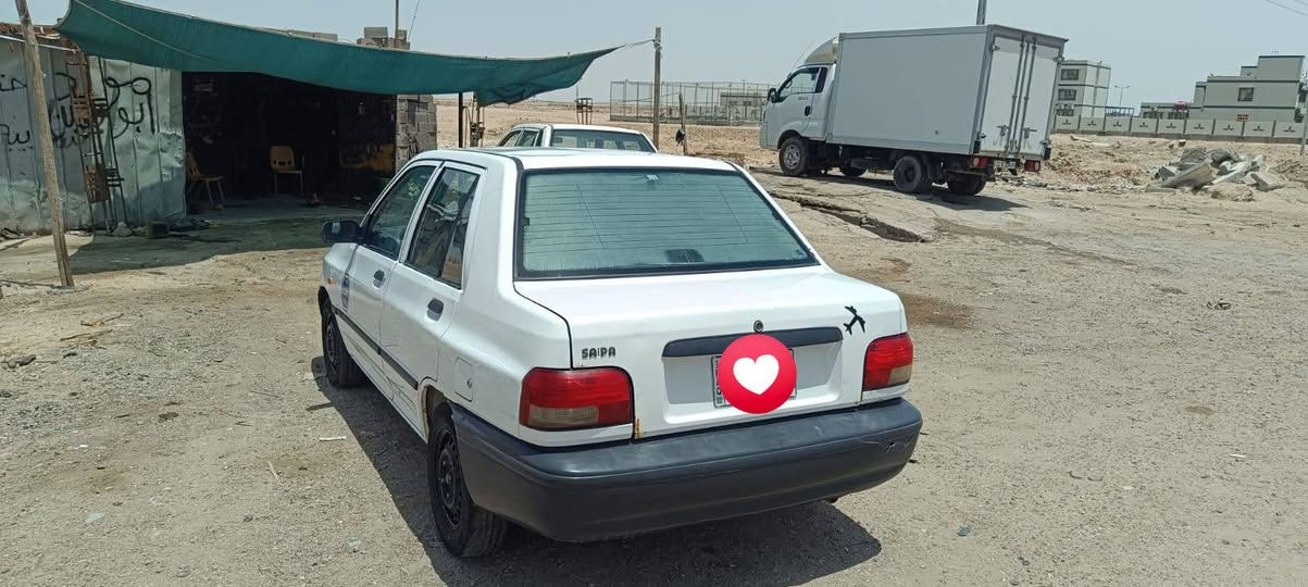 السلام عليكم سايبه 2018 كير مكينه خير من الله تبريد شغال حداديه حلوه كهربائات كلها شغاله توني شادلها زوج تواير سنويه منتهيه رقم بصره الف سياره نضيفه وبسم شركه ابن البلد السعر 33 وبيها مجال  ***********

