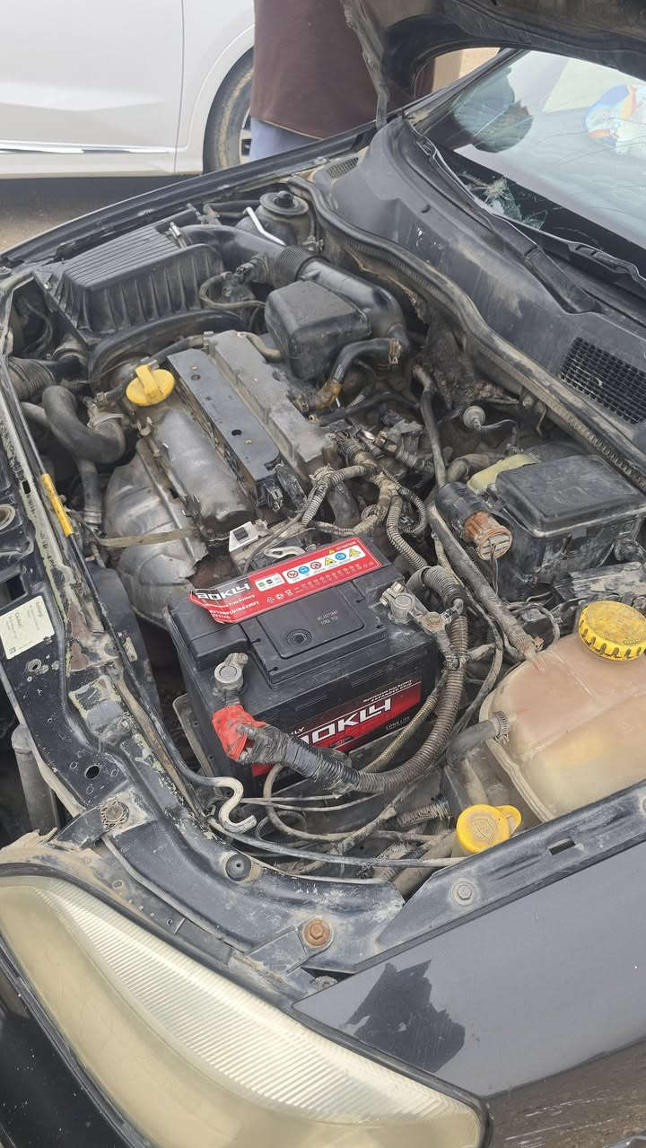 اوبل استرا موديل 2001 تحويل ثاني يوم السيارة مصبوغه للجماليه فقط السعر ٥٠ وبيها مجال وباقي التفاصيل الاتصال ع الرقم ***********
