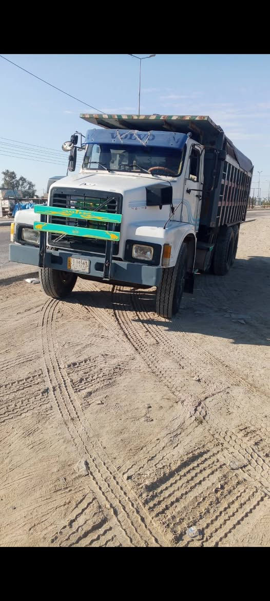 السلام عليكم ورحمة الله وبركاته ،،، من رخصة الأخوان الأعضاء ،،، تم إعادة النشر بسبب عدم الإلتزام بلوعود ،،، فالفو قلاب سكس موديل ٩١  سياره كفاله عامه ،،، شاصي أكسن گير دبل كلچ  مكينه حجم ٢٢ تخم تاير  ،،قماره علبلاد مجموعه آلنكي دوشمه وتبريد ،شغل النجف ،،، سياره تشتغل علطابوق فقط ،، مامتعوبه وخير من الله گبل للشغل ماتخسر ربع دينار عليهه جاهزه من كلشي ،،،، العنوان الديوانيه قضاء عفك ،،،، ***********=***********
