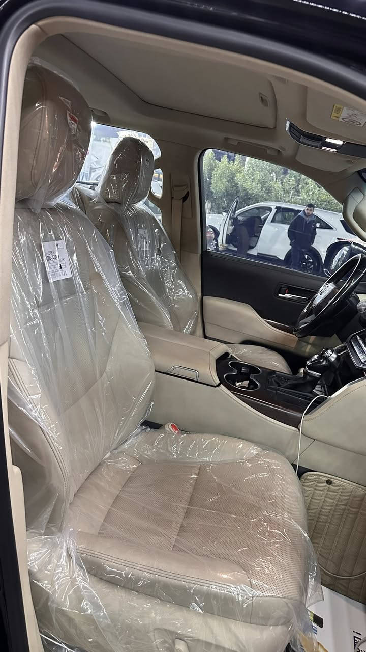 لاندكروز 2022 GXR
ضمان شركة ساز SAS
3 شاشات ام التطبيق
سياره فول الفول
مغلفه ppf
فتحه 
جلد
كراسي كهرباء
باب خلفي كهرباء
تبريد كشن
تحكمات ستيرن 
صاج
حساسات امام خلفي 
مري شفط
ثلاجه
تبريد 3 قطع
سياره جداً نظيفه
مكفوله بدون صبغ
مكان السياره بغداد حي الخضراء
السعر 635 وبيها مجال 
***********
