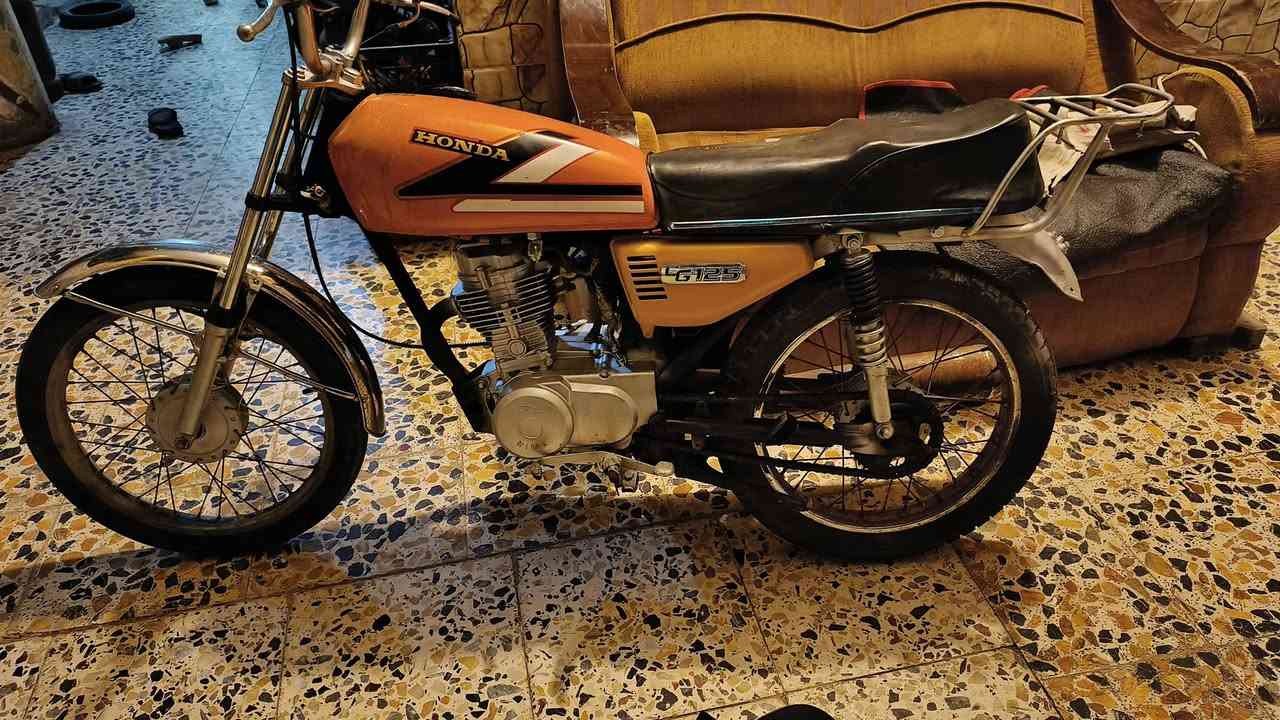 دراجه نامه إيراني كلك لبيع جاهزه
السعر ٢٢٥
مكان قرنه ***********بي واتساب
