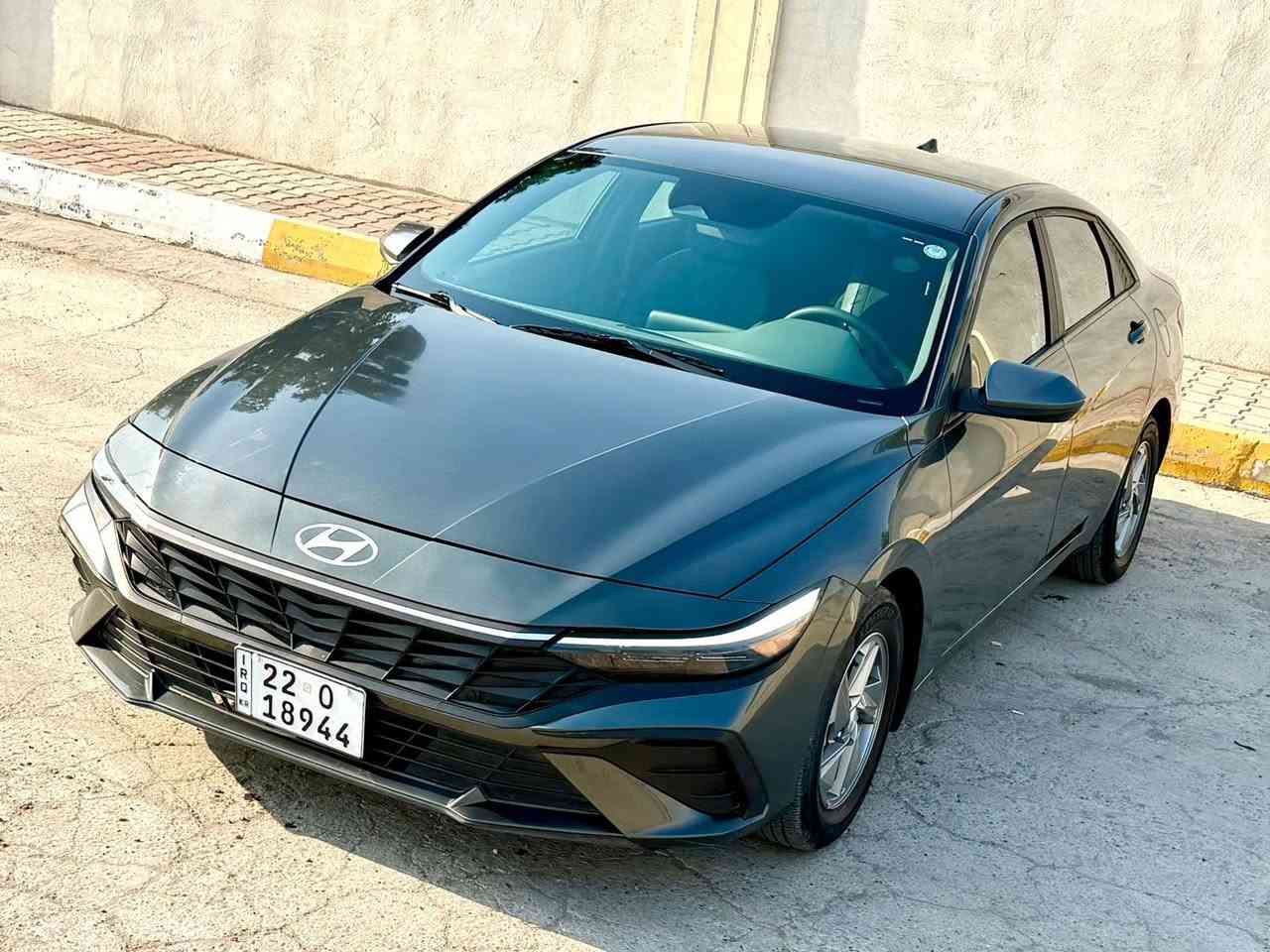 النترا موديل 2024  لون زيتوني 💚
🥇للبيع. فقط🥇
وارد امريكي ماشيه 19m بعده بوضع الزيرو
حادثه جاملغ  خلفي. صبغ فقط  بدون دواخل‼️ الباقي   ايرباك كله مكفول صور الحادث بالمنشور. ‼️سويج. سيارة‼️
مواصفات
شاشه كار بلي 
رادار امامي
اهتزاز. ستيرن
ورادار خلفي
ورادار جانبي
تحديد مسار
قياده ذاتيه
تنبيه خروج عند المسار
ويل كب. لد نهاري.  لايت. زنون. بلادي 
فول تحكم ستيرن
كير اوتو +عادي
شاشه الكتروني دجتال . تنبيه. اهتزاز. بل ستيرن 
السياره بعده بوضع الشركه ومابيه ولا نقص
رقم اربيل الجديد تحويل وكاله مضمون 
. سيارة نص فوول. مكينة 2000 دوش
رقم 📞 ***********
بغداد. كاظمية💯. سعر. 163$🔥
