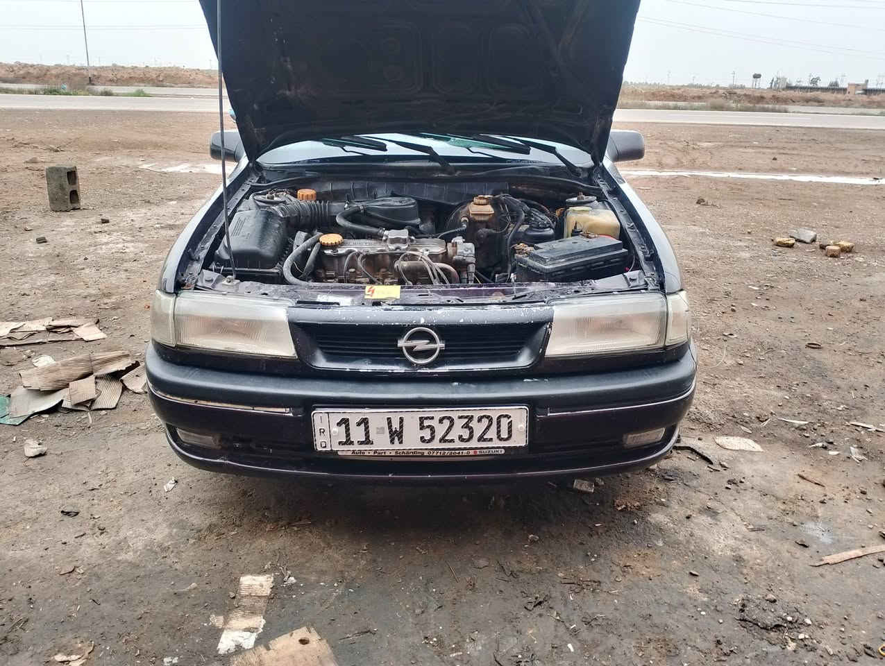 سلام عليكم ابل موديل93فكتره مكينه وكير مكفولات صدر أمامي وخلفي مكفولات مكان السيارة ديالئ خان بني سعد سعر33او بيها مجال بيع او مراوس حسب القناعة الهاتف***********
