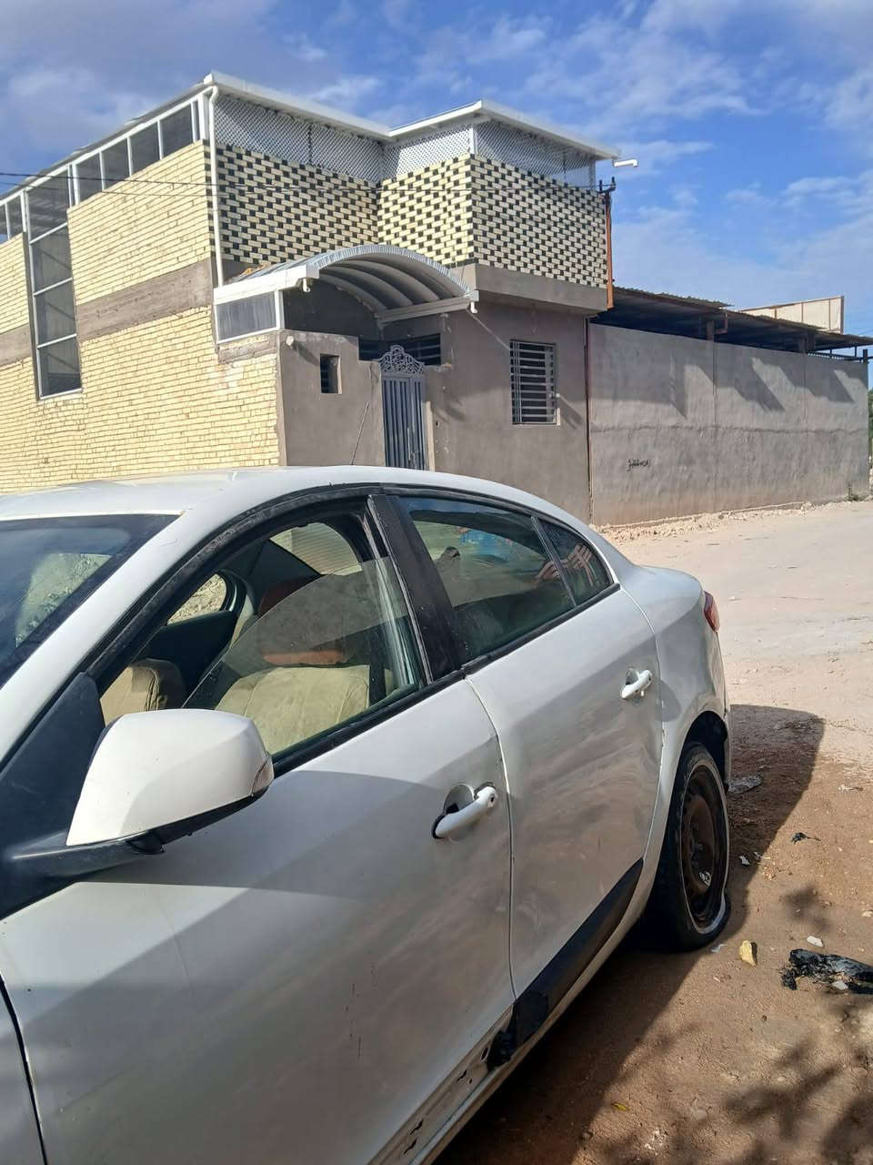 لل بيع رينو فلاونس 2016 رقم نجف ومكانه نجف سياره ستوني امبدل ضفيره وعقل وصيانه كله جديده بيه الكير كايم ابيعه عله عطله السعر 48 وبيه مجال
رقم المبايل *********** واتساب
