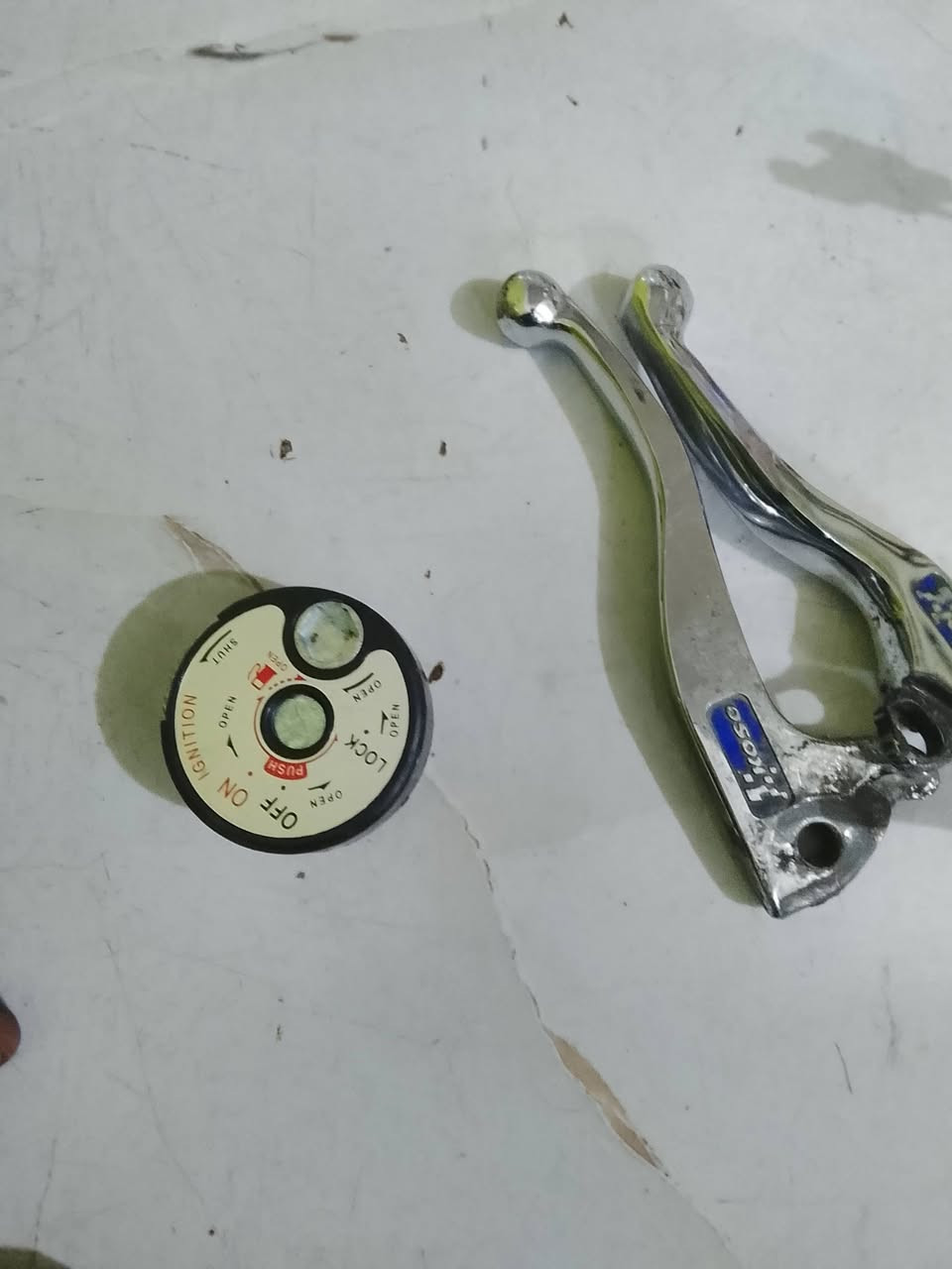 السلام عليكم غراض ماكس اي قطعه ب5 المكان بغداد الطالبيه فلكه 83 للاستفار ***********
