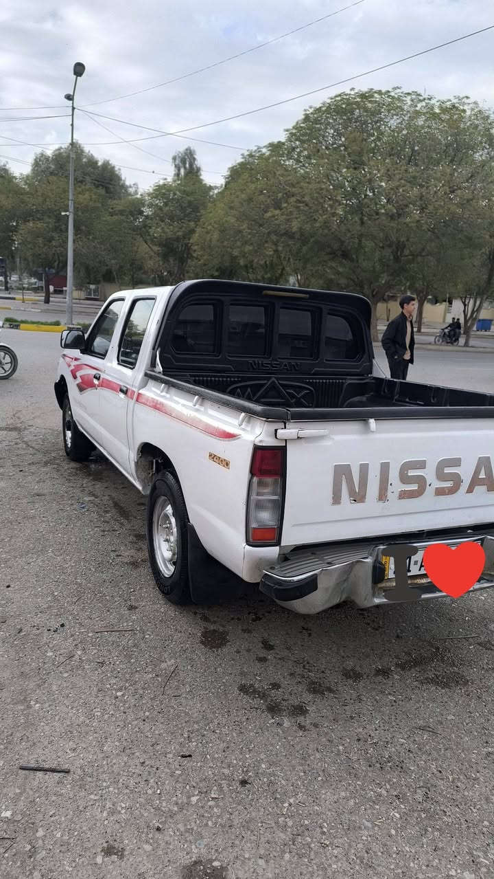 نیسان 2002 تەبرید و پاوەر. بەناوی خۆمەوەیە. بێ لێدراو . گێرو مەکینە بەشەرت. ئەکسل بەشەرت.  سەیارەی ماڵە.  . شتێکی پاکو جوان. . سعری 93و معاملە. لەکەلارە . ژم ***********
