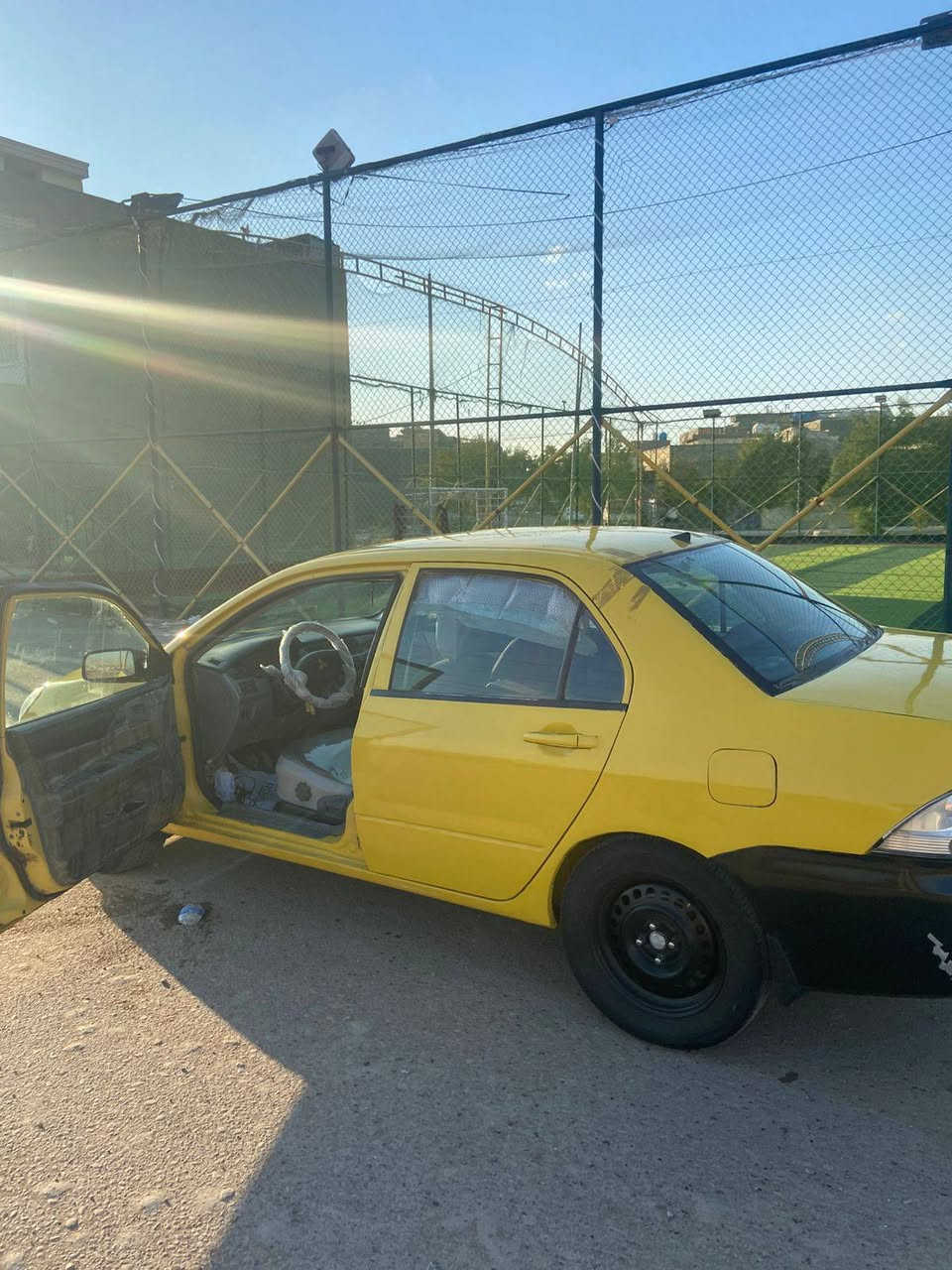 لانسر  2010 رقم بغداد امصفره هيه وغرامات رقم جديد اسياره حادثه صفحه بدون دخول اسعر   55 وبيه مجال***********
