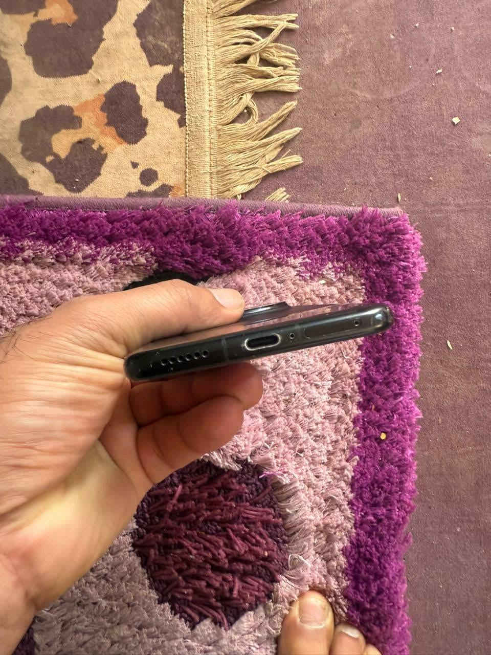 هواوي ميت 60برو 
مراوس او بيع 
ذاكره ٥١٢+١٢+١٢
جهاز فول مواصفات 
قضاء كميت ميسان ***********
